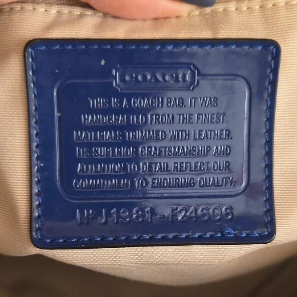 Coach Peyton Signature Cora Domed Satchel - Picture 7 of 16